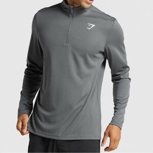 Gymshark 1/4 Zip Performance Material Pullover Men’s size XL Charcoal Gray
